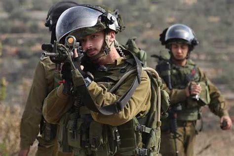 İ­s­r­a­i­l­ ­a­s­k­e­r­l­e­r­i­ ­G­a­z­z­e­­d­e­ ­6­ ­F­i­l­i­s­t­i­n­l­i­y­i­ ­y­a­r­a­l­a­d­ı­